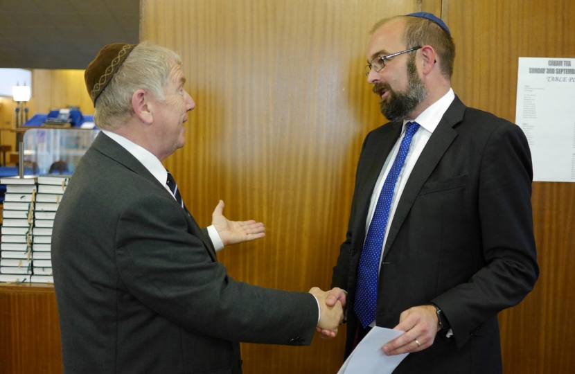 James Duddridge MP with the President of the Shul Council at the Southend and Westcliff Hebrew Congregation, Derek Silverstone 