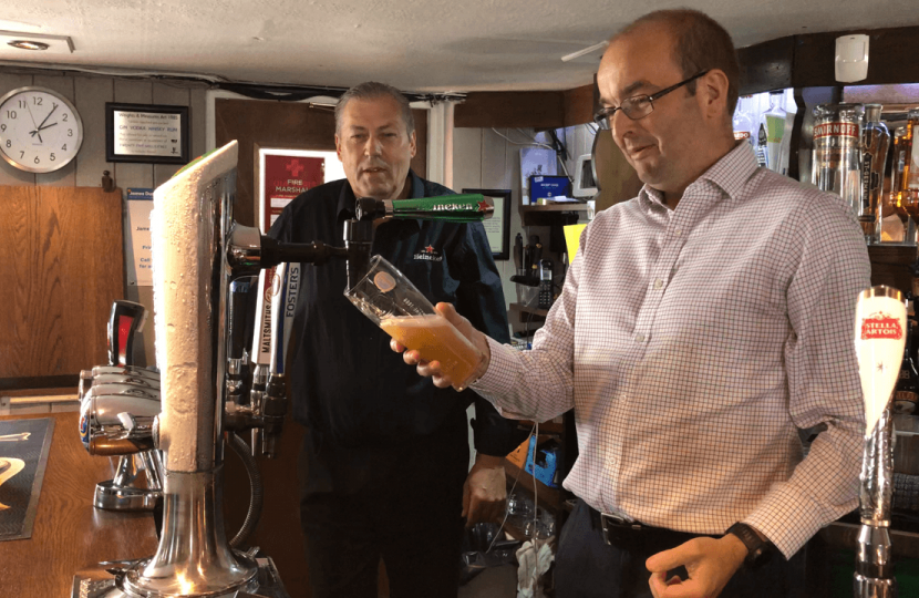 James Duddridge MP tries his hand at pouring a pint